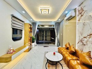 bán nhà đẹp 2 tầng hoàng hoa thám q bình thạnh giáp phú nhuận full nội thất 44m2-- nhỉnh 6 tỉ