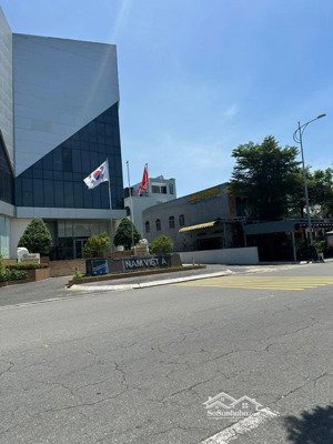 100m2, khu nam việt á, mặt tiền hoàng văn hoè chỉ 8.8 tỷ tặng nhà 2 tầng.