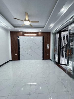 bán nhà thanh am phường việt hưng long biêt