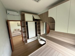 chỉ 4.55 tỷ nhận ngay căn 2 ngủ full nội thất tại trung tâm quận nam từ liêm sổ đỏ sẵn giao dịch