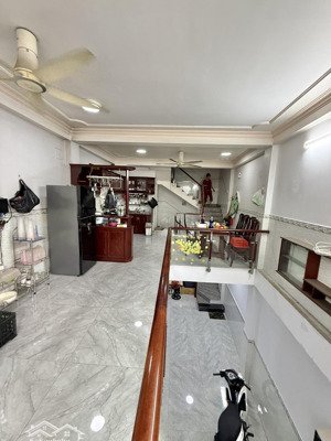 tân phú -hẻm 4m sát mặt tiền -nở hậu-48m2 -5 tầng -6,8tỷ.