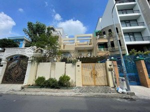 bán villa đường tân canh, p1, tân bình; dt 9.5 x 28m, cn 256m2; giá bán 65 tỷ