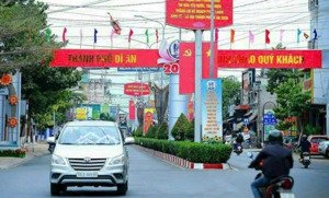 nhà trung tâm hành chính dĩ an, phường dĩ an, tp dĩ an. nhà 7,3 tỷ tl- 61.3m2 (ngang 5m)
thổ cư 10