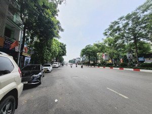 tòa vp, khách sạn 200m2, 7t, tại hoàn kiếm siêu víp, chỉ 150ty.