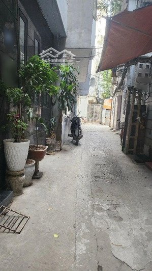 bán gấp nhà mới phố quan nhân, diện tích 28m xây 5 tầng thang máy, mặt tiền 5,3m, giá 8 tỷ!