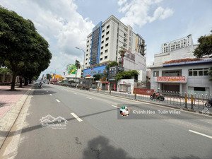 siêu phầm khan hiếm -mặt tiền điện biên phủ - nguyễn gia trí - 21m*31m - cấp 4 - gía : 300tỷ