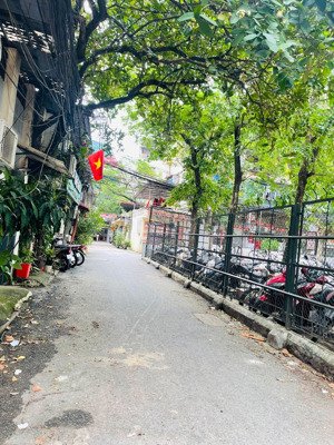 bán gấp nhà lô góc thái thịnh - ô tô đỗ cửa - view vườn hoa - giá yêu thương chỉ 14.5 tỷ