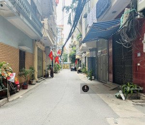 bán nhà phân lô quân đội lê trọng tấn ô tô qua nhà 10m ra ô tô tránh 30m ra mặt phố nhà đẹp dân xây