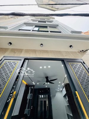 hơn 10 tỷ, sở hữu căn nhà 50m2, 5 tầng, thang máy, ngay vạn phúc, hà đông, đường ô tô thông