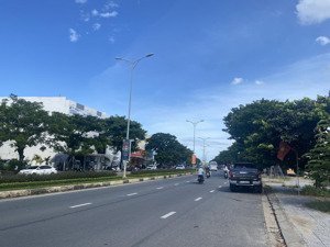 bán đất mt võ chí công, hoà xuân, 280m2 tiện kinh doanh. giá 22,9 tỷ có tl