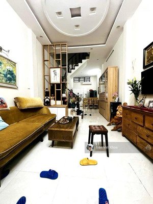 3 bước ra ô tô - 20m mặt phố giảng võ- một bước chân ngàn tiện ích -ít nhà bán 51m giá hơn 12 tỷ