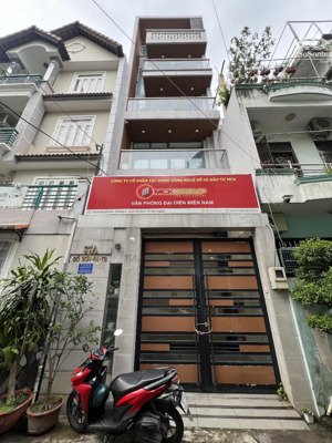 toà văn phòng - sân bay tân sơn nhất - 6 tầng - thang máy - 74m2 (4,5 x 16,5) - 18.8 tỉ