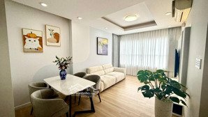 bán căn hộ cc 2pn 2wc giá cực chất 6,8 tỷ, 77m2 tại nguyễn hữu thọ, tân hưng, q7, hcm