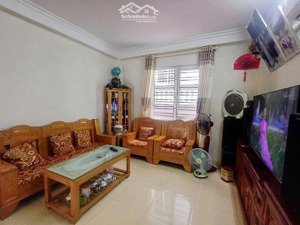 chú cần ra gấp căn nhà ở đường nguyễn thái bình, quận tân bình,gần thcs và thpt thái bình,giá 1tỷ6!