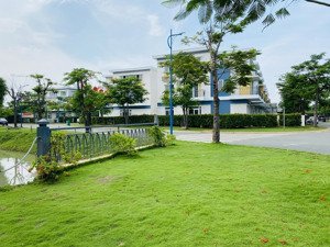 shophouse rosita khang điền, 6x23m2, giá 8,3 tỷ (rất tốt đầu tư), sổ hồng sẵn, công chứng nhanh