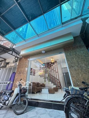 tây sơn nhà đẹp ở ngay - 32m2- ngõ thông - gần phố- tiện ích ngập tràn