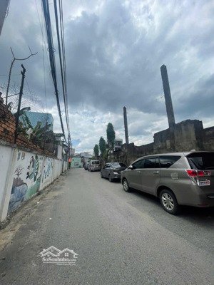 bán nhà khu làng đại học, vị trí đắc địa tại linh trung, giáp hoàng diệu 2, thủ đức.