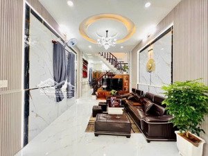 giảm sốc gần 500tr siêu phẩm góc 2 mặt thoáng 5 tầng đẹp lung linh ngay hiệp thành q12