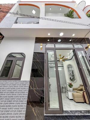 Nhà lầu xây mới cách chợ An Bình 100m, gần đại học FPT và bệnh viện Nhi đồng