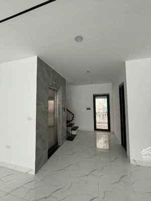 cơ hội tốt: nhà 5 tầng long biên 60m² gara ô tô, thang máy sát đàm quang trung, cầu vĩnh tuy