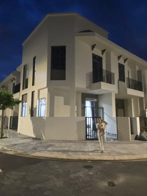 cho thuê richland residence full nội thất: 7,5 triệu. đặt cọc 2 tháng. toàn quốc thuê được