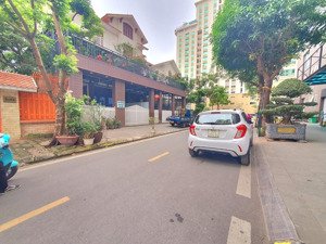 rẻ nhất hà nội! bán nhà dịch vọng, cầu giấy, 307m2 giá chỉ 90 tỷ, thang máy, tầng hầm, ô tô đỗ cửa