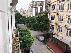 bán nhà phú diễn lô góc - ngõ 2 ô tô tránh - gần đh tài nguyên môi trường - 65m x 3,5 tầng - mt4.5m