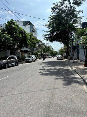 bán nhà mặt tiền phùng hưng 110m2 giá 6,6 tỷ thích hợp kinh doanh