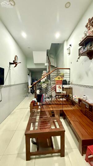 Bán Nhà Mặt Tiền Kinh Doanh Hiệp Thành 06, 97m2, 3 Tầng Đường 8m Thông Tứ Tung,khu vực Hiếm nhà Bán,Dòng Tiền 10 tr/tháng