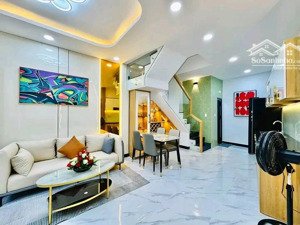 kẹt tiền bán gấp nhà ung văn khiêm, p.25, bình thạnh. giá 2,85 tỷ, dt 56m2, lh như 