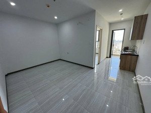 cho thuê nhanh 1pn 1wc bcons city - green sapphire tháng 10 ở có 2 máy lạnh giá 6tr/tháng