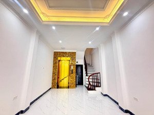 ba đình nhà mới phân lô ô tô vào nhà