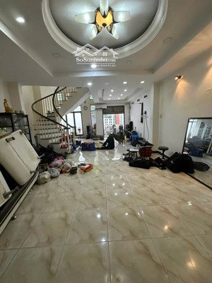 bán nhà riêng tại đề thám, 22 tỷ, 96 m2, chính chủ giá ưu đãi