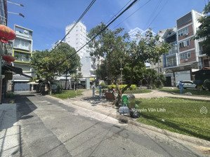 bán nhà đẹp 3 tầng , view công viên khu đệ nhất khách sạn , giá chỉ 13.95 tỷ tl