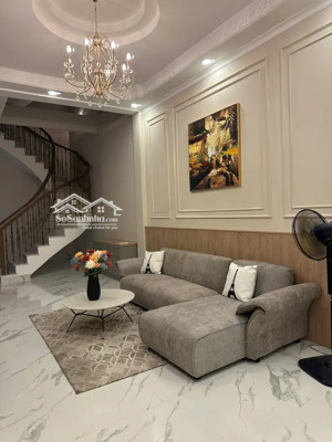 bán nr 3 tầng tại tôn thất tùng, 23,3 tỷ, 121m2, giá siêu hời, chính chủ