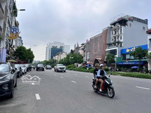 bán nhà 82m2 x 7 tầng, thang máy mặt phố hồng tiến. vị trí đẹp kinh doanh