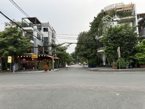 bán nhà mặt tiền 5 tầng. có hầm xe. khu vực bên sông hiệp bình chánh. gấp bán: 15 tỷ hai.