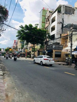 bán nhà 23 tỷ - mặt tiền đường nguyễn bá huân phường thảo điền q2