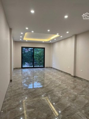 phân lô ô tô tránh hoàng quốc việt 65m2 x 6 tầng x 5,5m mặt tiền x 26,5 tỷ kinh doanh đỉnh