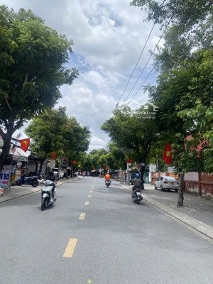 bán nhà trung tâm quận 7 - huỳnh tấn phát - 6x15m, 1 trệt 2 lầu, shr - giá chỉ 7.2 tỷ - gọi ngay!