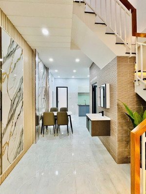 nhà riêng 3pn, 3wc, 64,5m2 tại hoàng hoa thám, bình thạnh, giá siêu hời 4,3 tỷ