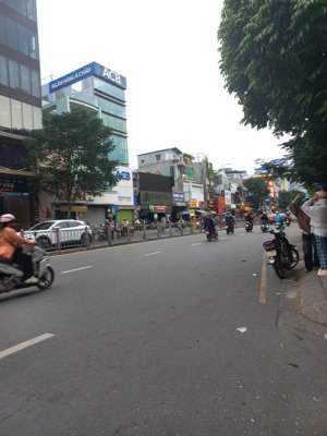 chủ ngộp ngân hàng thở ôxy bán gấp biệt thự mini khu ẩm thực phan xích long phú nhuận sát mặt tiề