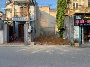 cần bán gấp lô đất vị trí trục chính kinh doanh ngay sát khu vsip và khu nghỉ dưỡng flamingo