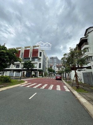 nhà khu tm-dv haruka khu midori park, đối diện siệu thị aeon mall tpm, sổ sẵn, full nội thất,