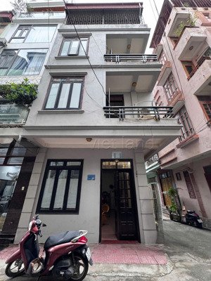 bán nhà yết kiêu- hà đông- lô góc-gần chợ vồ- rất hiếm- đường rộng 2 ô tô tránh- vỉa hè