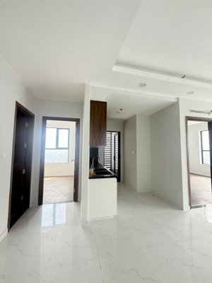 cho thuê căn hộ 61m2 có một số nội thất giá thuê 5,5tr/tháng