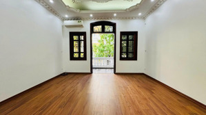 chủ cần bán gấp mặt phố xuân quỳnh vỉa hè rộng thang máy thông số vàng dt68m*5tầng mt5m giá 36,9 tỷ