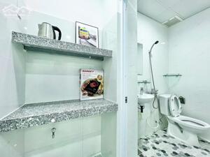 CHO THUÊ CĂN STUDIO MỚI TOANH QUẬN 8.