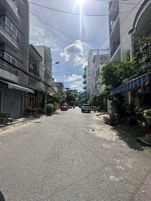 nhà mặt tiền đường thông ô tô né nhau khu vip đường âu dương lân p. chánh hưng ( p2 q8 cũ )