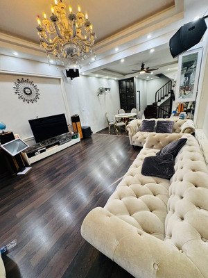 cho thuê np 511 hồng hà, 30 triệu, 50m2, 3pn, 4ê np 511 hồng hà, 30 triệu, 50m2, 3pn, 4wc, q.hk, hn